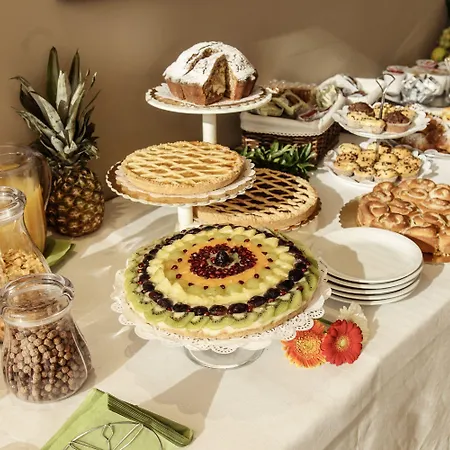 Maiuri Отель Помпеи