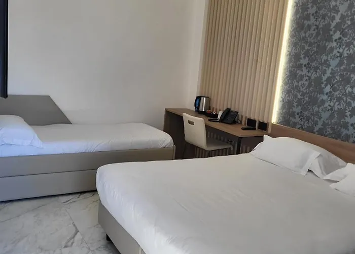 Maiuri Hotel 4*