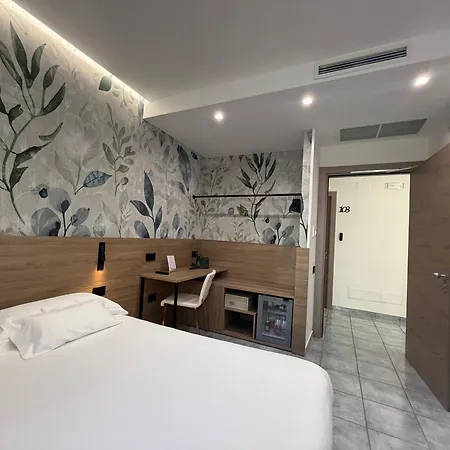 Hotell Maiuri 4*