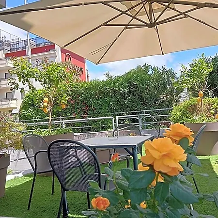 Maiuri Hotel 4*