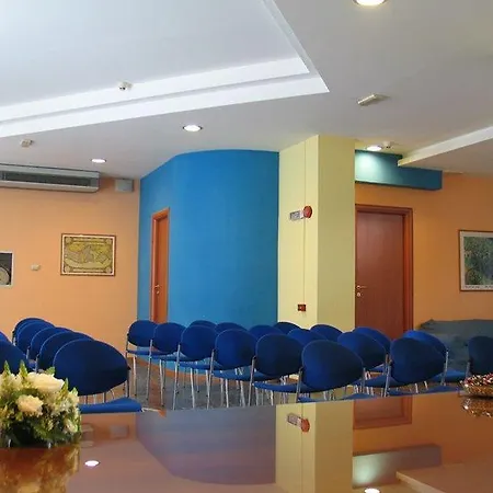 فندق Maiuri 4*