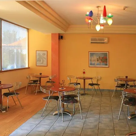فندق Maiuri بومبيي